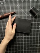 Matowy portfel ze skóry Crazy Horse ORSI – 8 przegródek na karty