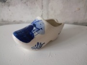 Figurka porcelanowa bucik / chodak Holland 8,5 cm