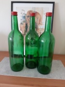 Butelki do soku lub wina z aluminiową zakretką