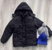 Kurtka zimowa czarna z kapturem ciepła na misiu + dwie czapki H&M 134-140