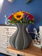 Elegancki wazon dekoracyjny – kolor silver 