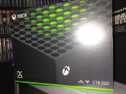 Xbox Series X plus 8 gier