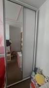 Sprzedam szafę przesuwną z lustrem