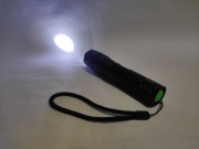 Latarka LED z akumulatorem 3000 mAh