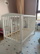 łóżeczko dziecięce 120x60 szczebelkowe + materac + akcesoria