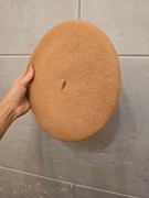 Wełniany beret 90% wełny . Nowy beret L