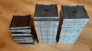 Używane pudełka na płyty cd.