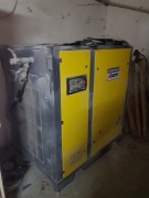 Kompresor i piaskarka zestaw.