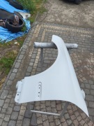 Błotnik Mercedes Benz CLK w209 