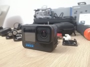 GoPro 10 Hero Black - ULTIMATE ZESTAW, baterie, ładowarka, akcesoria
