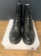 Damski Buty sznurowane   LASCANA ,  ROZMIAR: 41 