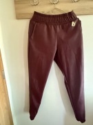 Spodnie jakość premium  36 pasują na s lub xs 