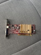 I ATI RADEON 9250 128MB RX9250-T128 MS-8952 retro