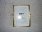 Złota metalowa ramka na zdjęcia 20cm x 15cm