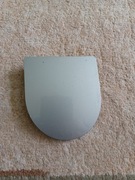 Zaślepka zderzaka Focus Mk1 sedan lift - kolor Machine Silver D1