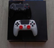 Konsola PlayStation 4 