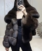 Eleganckie ciepłe futro L