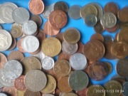 MONETY ŚWIATA W ŁADNYM STANIE ok 380 szt. 1kg 40 dkg 