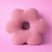 Poduszka do piercingu donut do przekłuwania uszu Kwiatek Baranek  Róż 