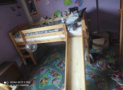 Łóżko z śliskawka