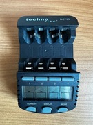 Mikroprocesorowa ładowarka technoline BC-700