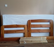 Łóżko drewniane sosnowe lakierowane 200-90cm do samod.złożenia + materac 