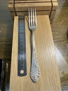 widelec 1 szt duzy 183mm wsw d fraget met wzor romanski posrebrzana prl