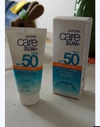 Matujący krem nawilżająco-ochronny do twarzy SPF 50