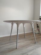 Stół UFO Space Table Peter Harvey