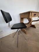 Retro krzesło do biurka a la Le Corbusier