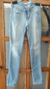 Wrangler jeansy Blue Corynn damskie W26 L30 nowe