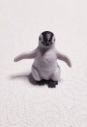Pingwinek Kinder Surprise Penguin Natoons Animal 2025