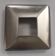 Rozeta maskująca 108 x 108 mm dla profilu 40 x 40 mm, stal nierdzewna