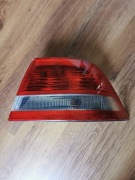 Lampa prawy tył Saab 9-3 sedan przedlift błotnik 