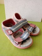 Sandałki dla dziewczynki 21