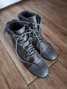 Botki szare wiązane  NOWE