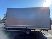 Plandeka ze stelażem i drzwiami Iveco Daily