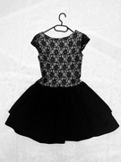 Sukienka wizytowa Pakuten - wesele, studniówka - 65% poliester, 35% bawełna