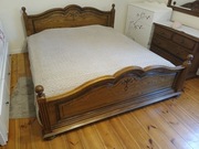 Łóżko drewniane  (200x180cm) + 2 szafki nocne + Lustro w stylu Ludwikowskim