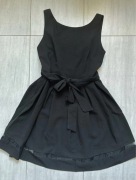 Sukienka mała czarna Iska London