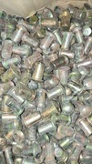 Nity stalowe ilość 4,3kg fi 9mm,18mm dł. z łbem,14mm dł robocza