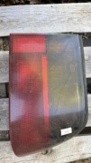 Lampa tylna prawa auta SAAB 9000 1997