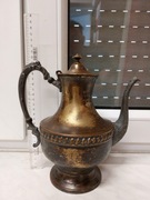 Metalowy dzbanek (ślady srebrzenia), sygnatura typu Sheridan