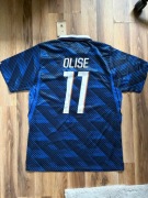 Sprzedam koszulkę reprezentacji Francji – wersja domowa, nadruk OLISE 11.