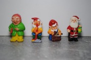 Stare figurki kinder Mikołaj Krasnoludki lata PRL 4 szt