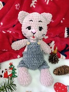 Kotek wykonany na szydełku