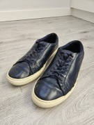 Buty skórzane Lacoste