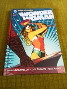 Nowe DC Wonder Woman tom 2 - Trzewia