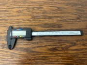 suwmiarka elektroniczna suwmiarka cyfrowa suwmiarka LCD