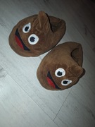 Śmieszne kapcie kapciuszki ciepłe antypoślizgowe r. 30-31, 19cm kupka poop